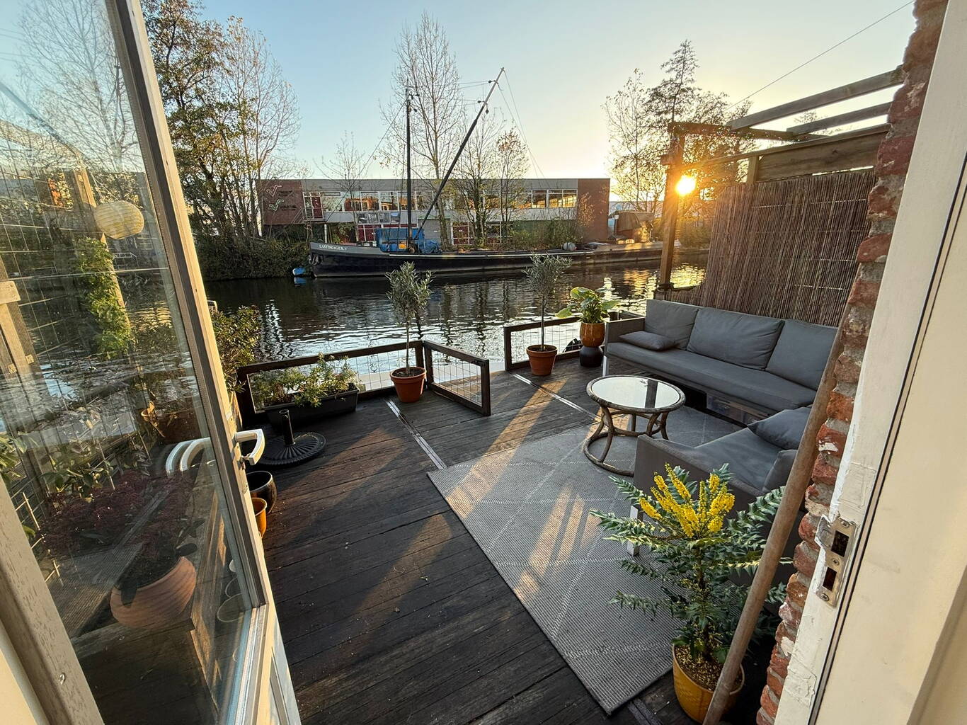 Lage Rijndijk 74 Leiden